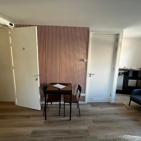 Apartement Hotel Stays By Adm Leyde Extérieur photo