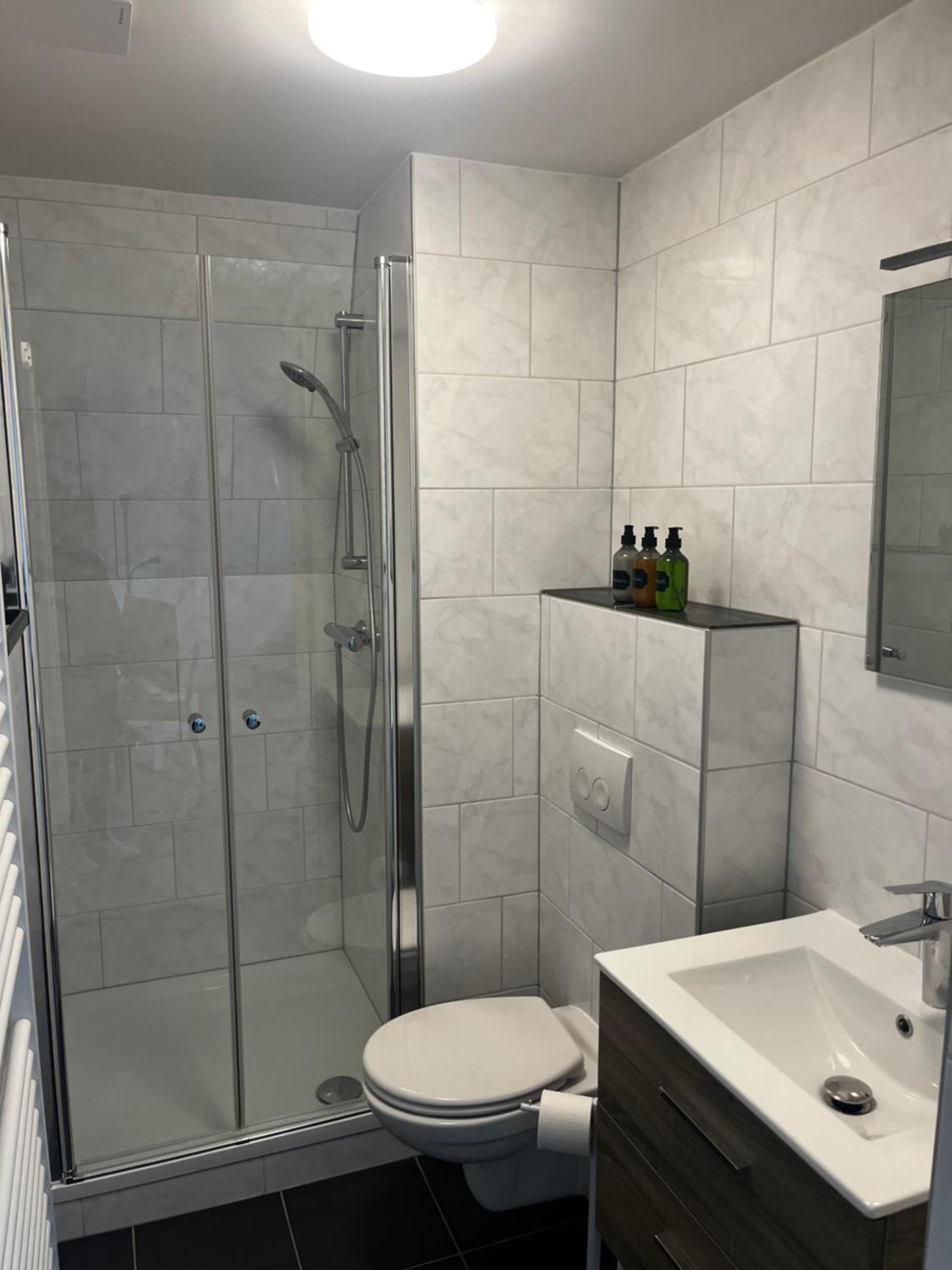 Apartement Hotel Stays By Adm Leyde Extérieur photo