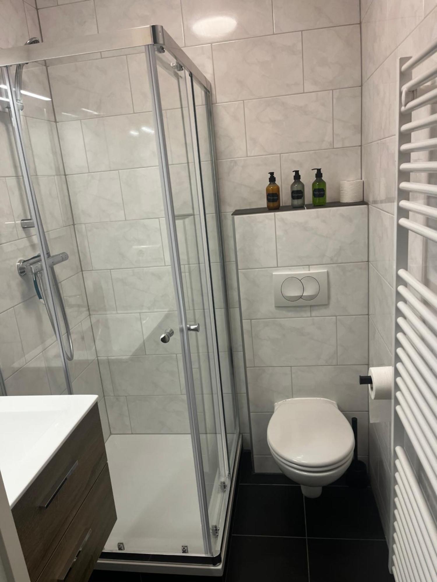Apartement Hotel Stays By Adm Leyde Extérieur photo