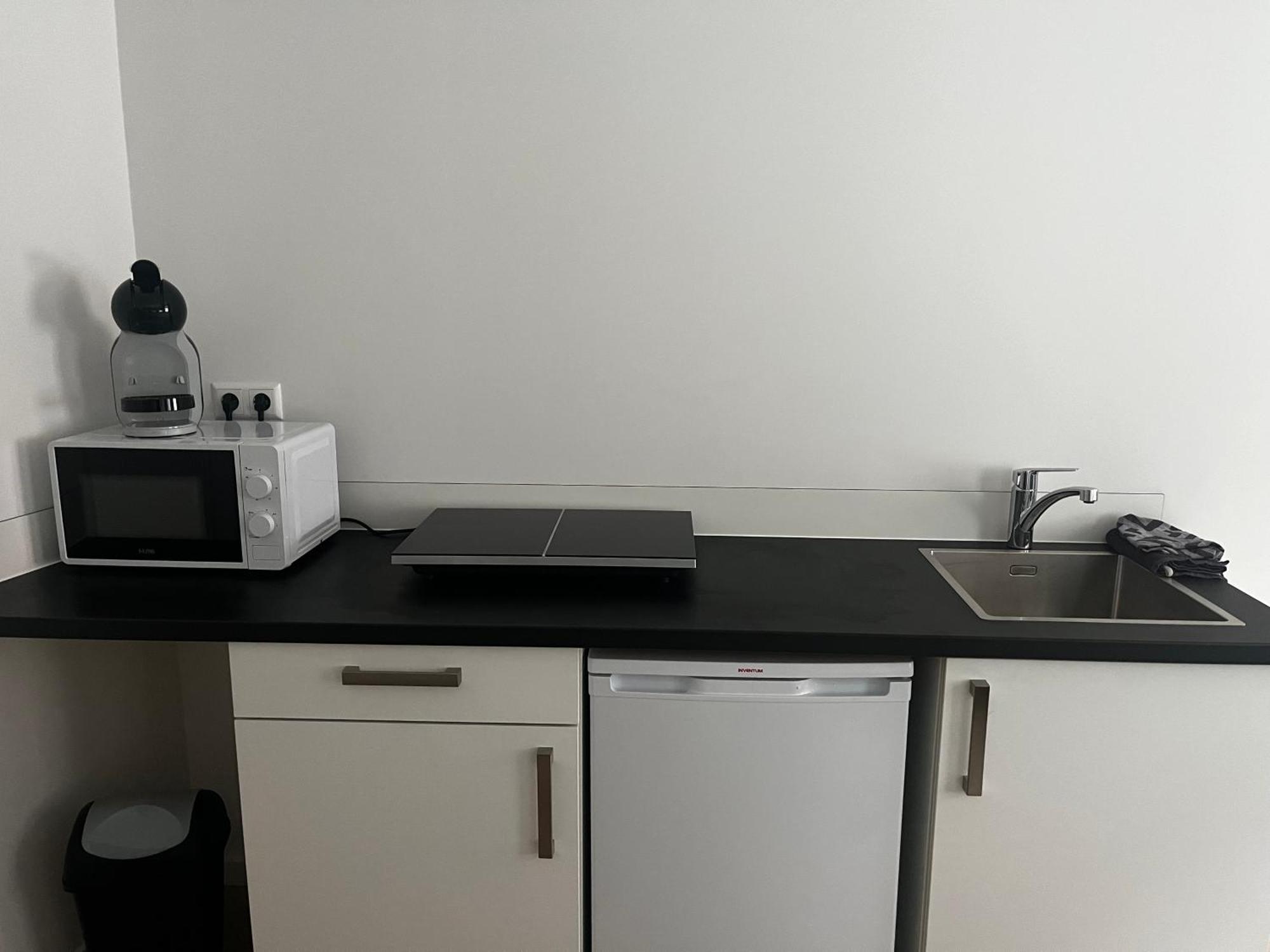 Apartement Hotel Stays By Adm Leyde Extérieur photo