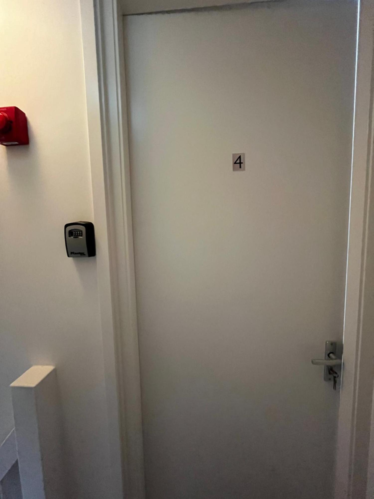 Apartement Hotel Stays By Adm Leyde Extérieur photo